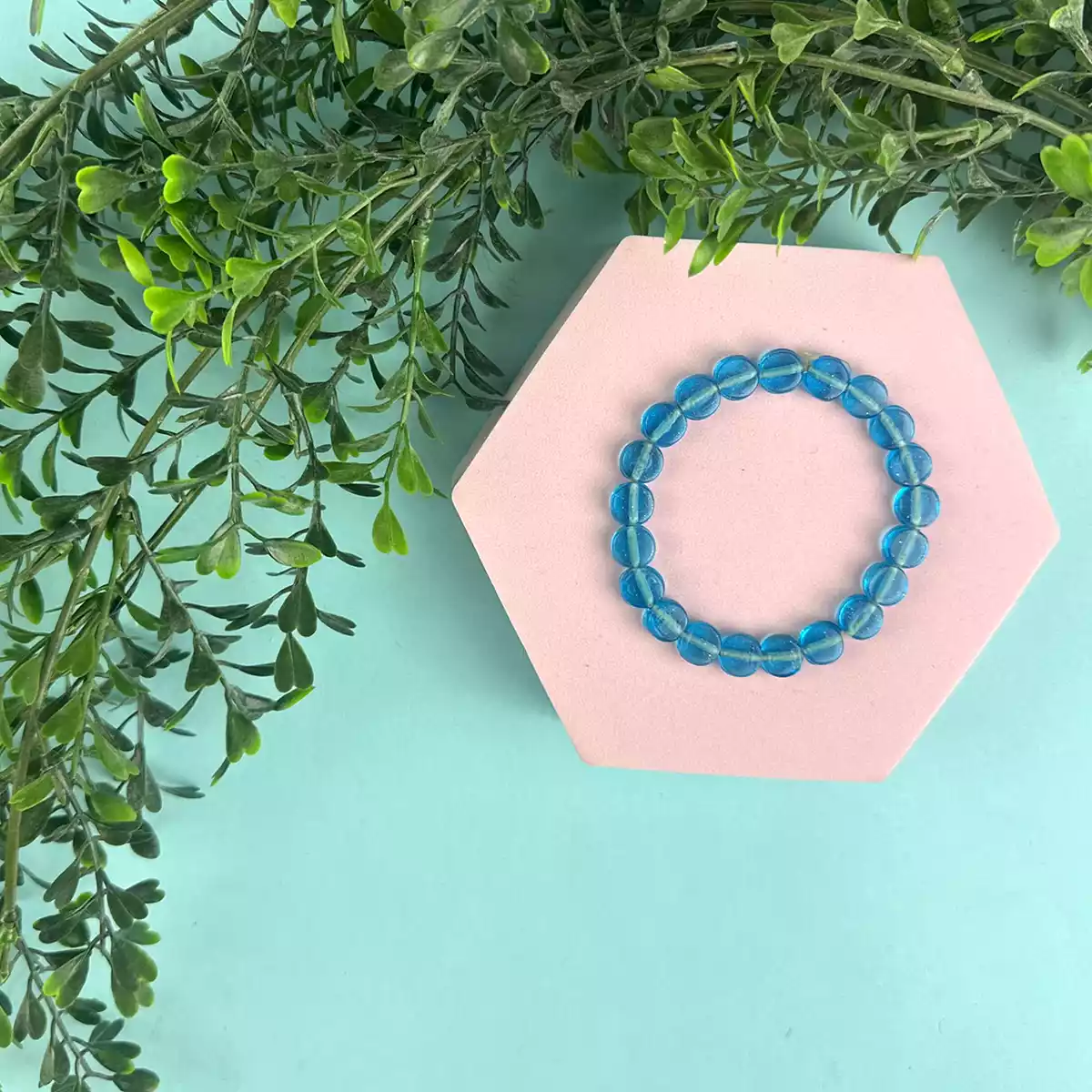 BB21-product-bracelet-blue-glass-bead-stretch