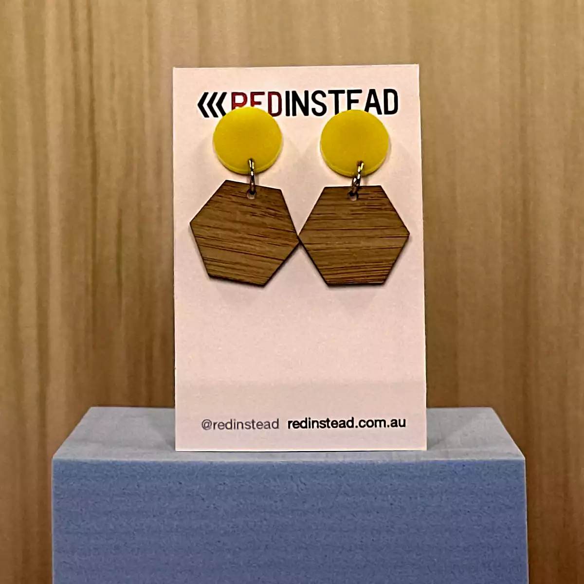 ER006-product-earrings-yellow-circle-bamboo-hexagon-1
