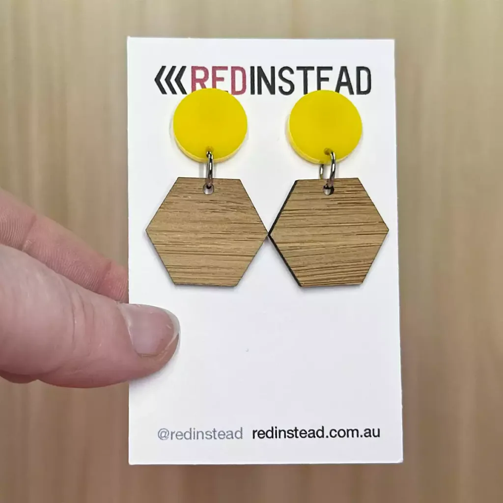 ER006-product-earrings-yellow-circle-bamboo-hexagon-2