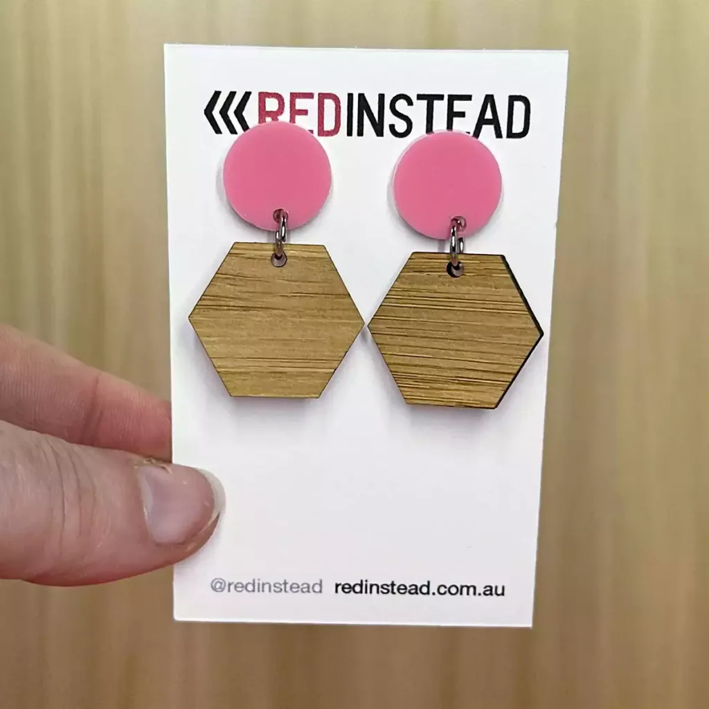 ER009-product-earrings-pink-circle-bamboo-hexagon-2