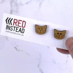 ER013-product-earrings-cat-face-bamboo-3