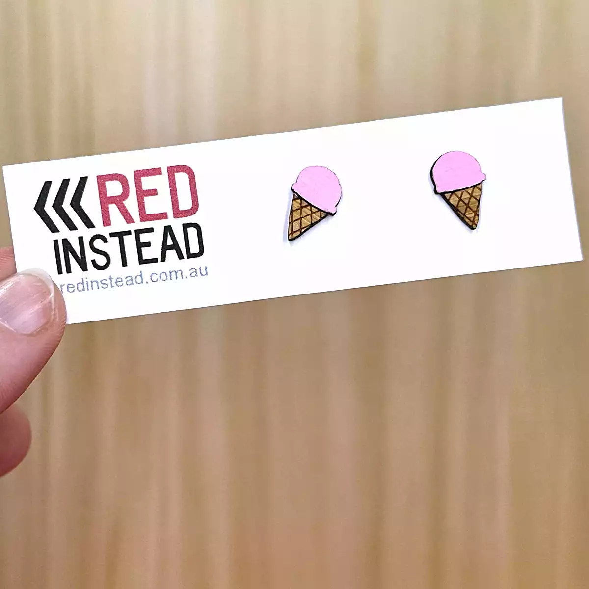 ER022-product-earrings-icecream-cone-pink-2
