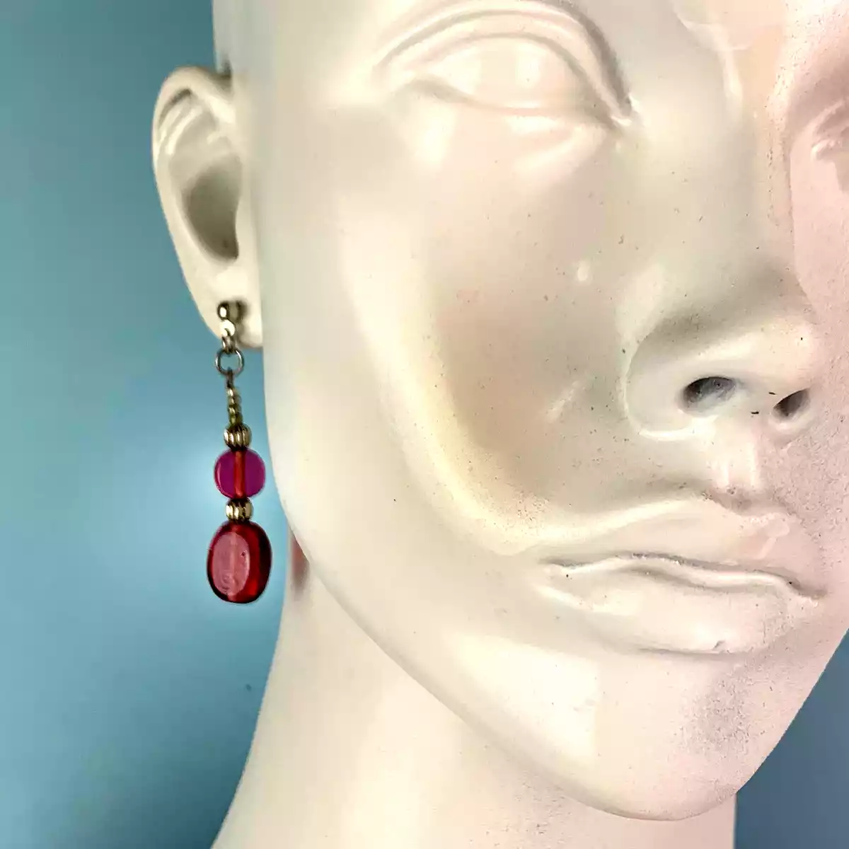 ER03-product-earrings-glass-beads-dangle-red-1