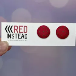 ER047-RG-product-earrings-fabric-red-green-dots-2