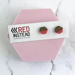 ER048-P2-product-earrings-hexagon-bamboo-pink-2