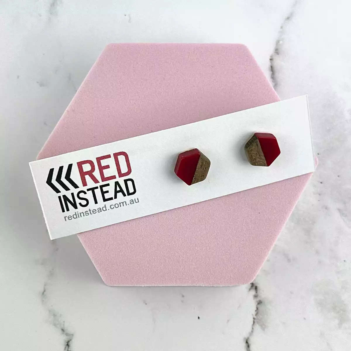 ER048-R-product-earrings-hexagon-bamboo-red-2