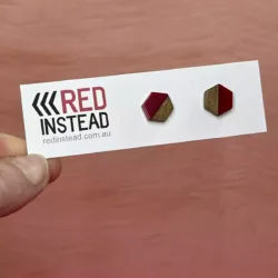 ER048-R-product-earrings-hexagon-bamboo-red-3