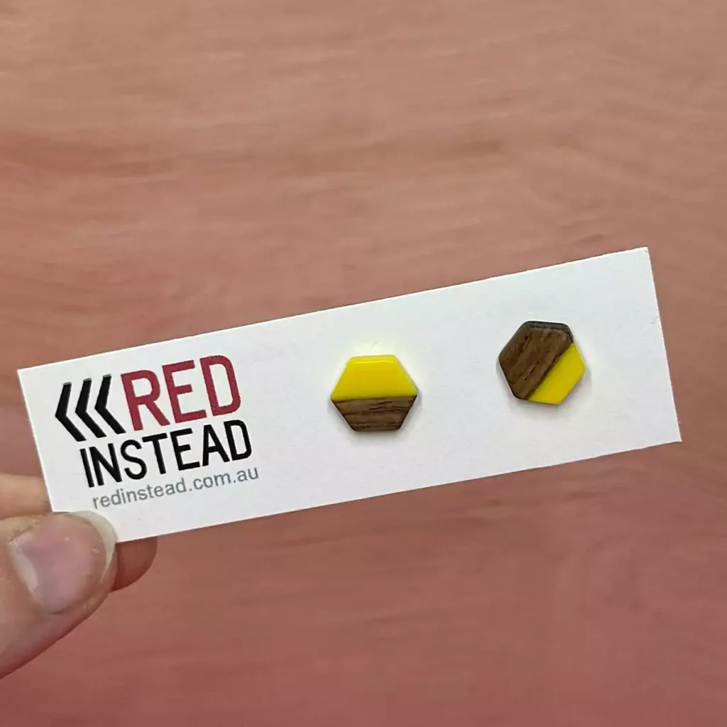 ER048-Y-product-earrings-hexagon-bamboo-yellow-3